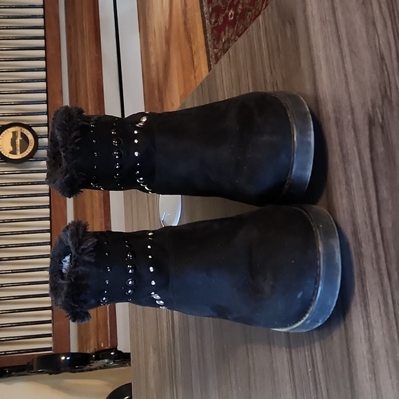 DONATED - Picture 3 of 4